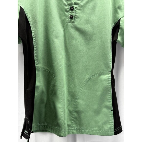 Reina Womens Green/Black Scrub Top Size Medium - Picture 2 of 5